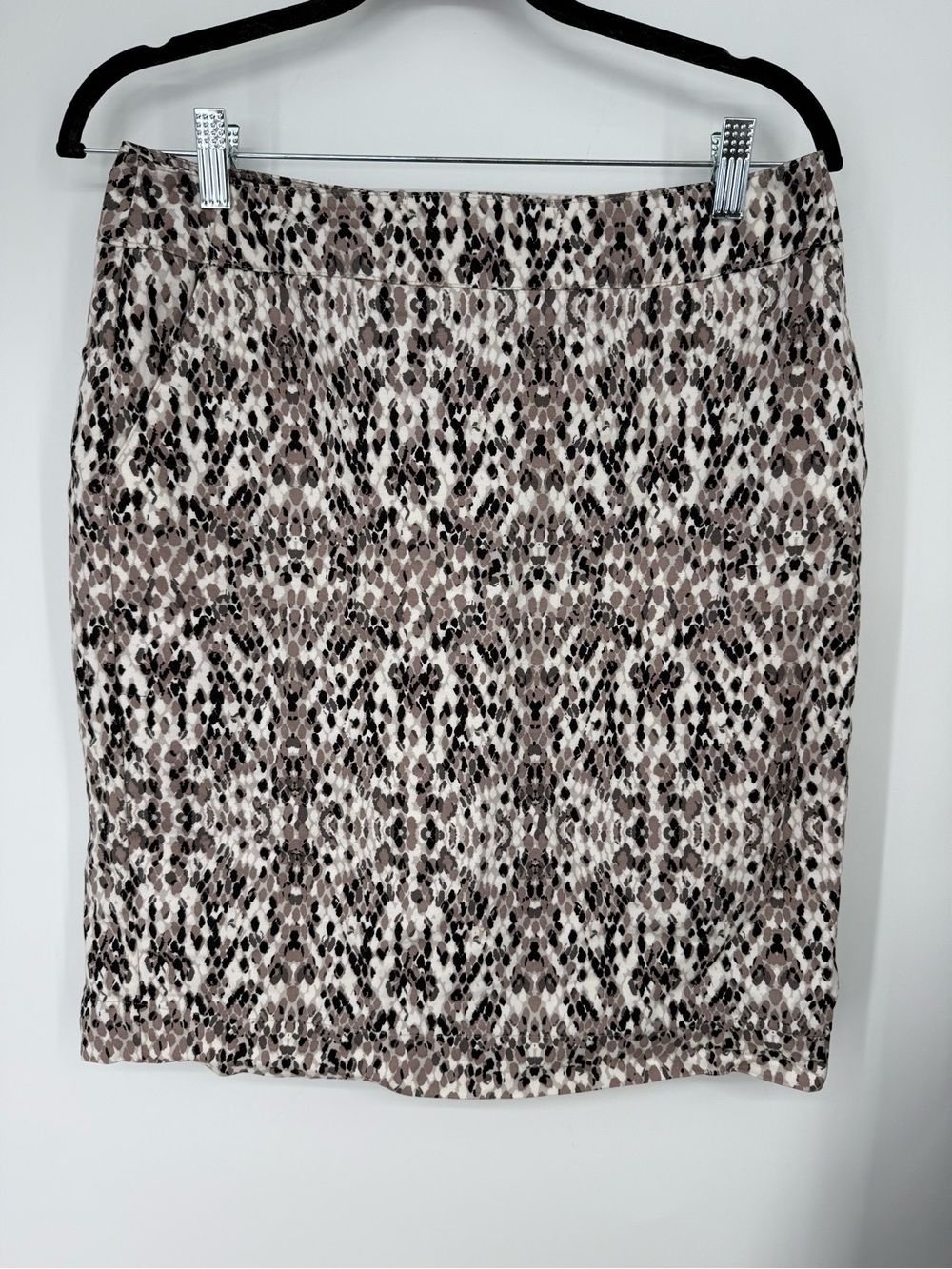 Merona Women's Animal Print Pencil Skirt - Taupe/Black size 4